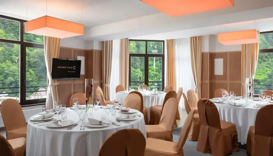 هتل گلدن تولیپ رزا خوتور